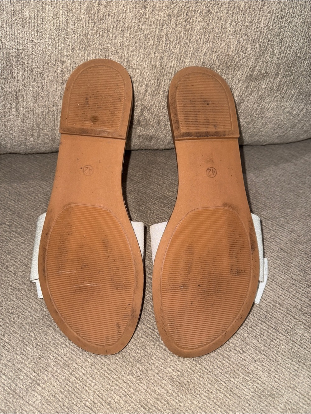 Women's White Bow Slide Sandals - Picture 3 of 4